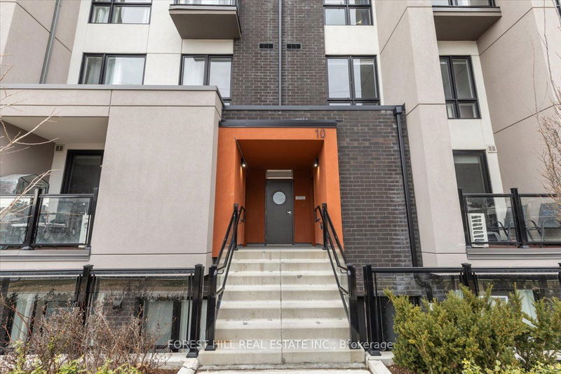 home for lease on 4-10 Marquette Avenue