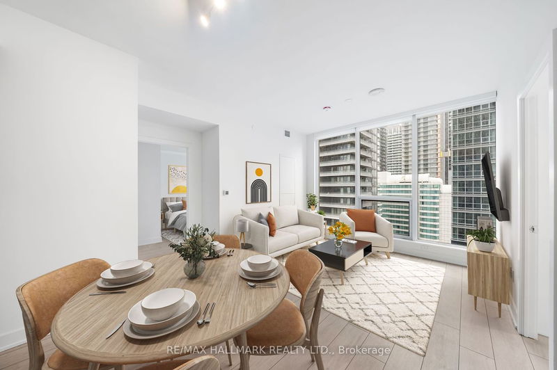 home for lease on 1813-35 Mercer Street