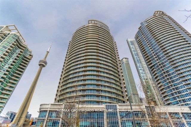 home for sale on 1011-218 Queens Quay W