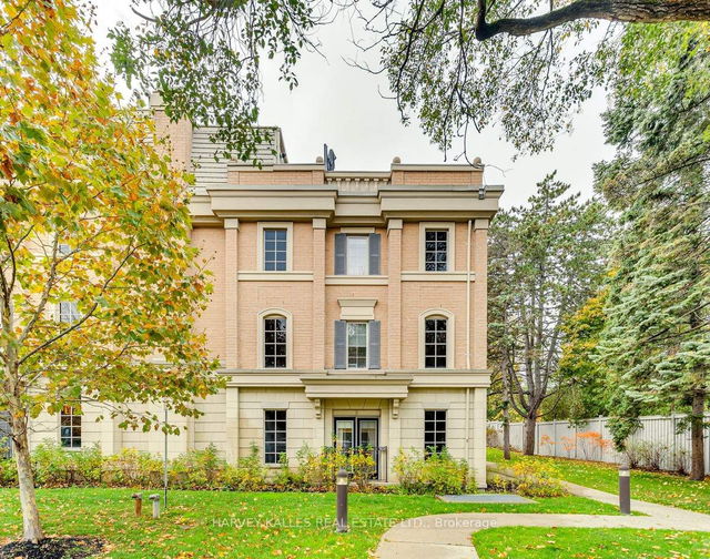 7 - 70 Hargrave Lane