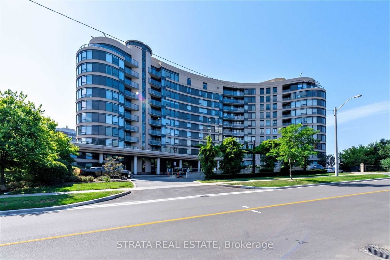 Condo leased at 301-18 Valley Woods Road, Toronto, Parkwoods-Donalda, M3A 0A1 - MLS: C8081014