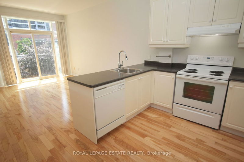 home for lease on 302-648A Yonge Street