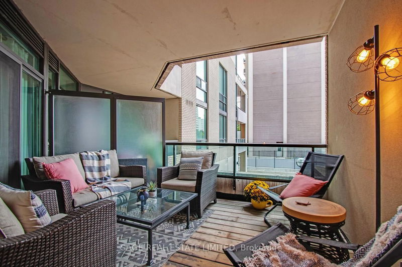 home for lease on 202-88 Broadway Avenue