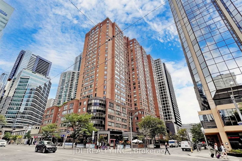 home for sale on 1204-633 Bay Street