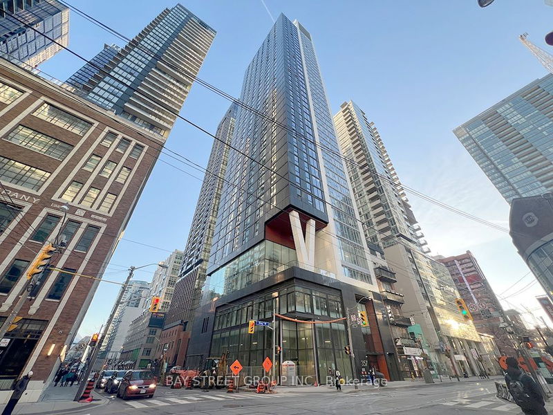 home for lease on 803-357 King St  W