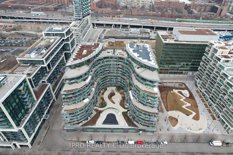 PH33 - 1 Edgewater Dr, Toronto, M5A 0L1 | Image 3