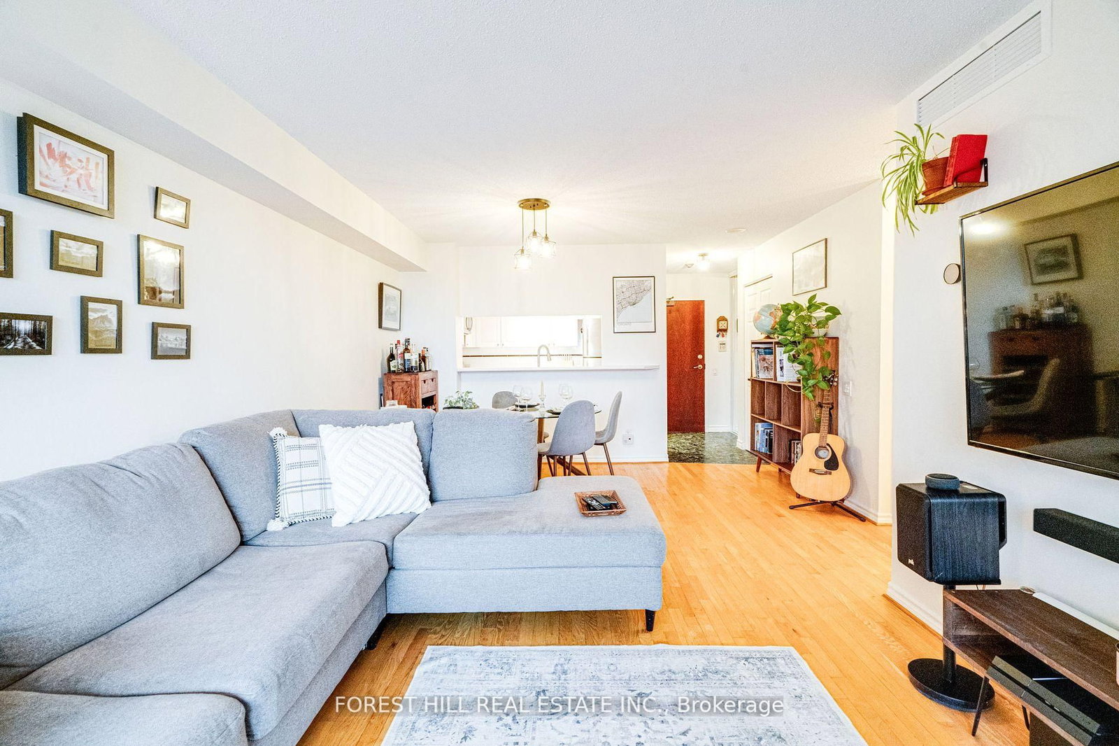 Listing Image 20