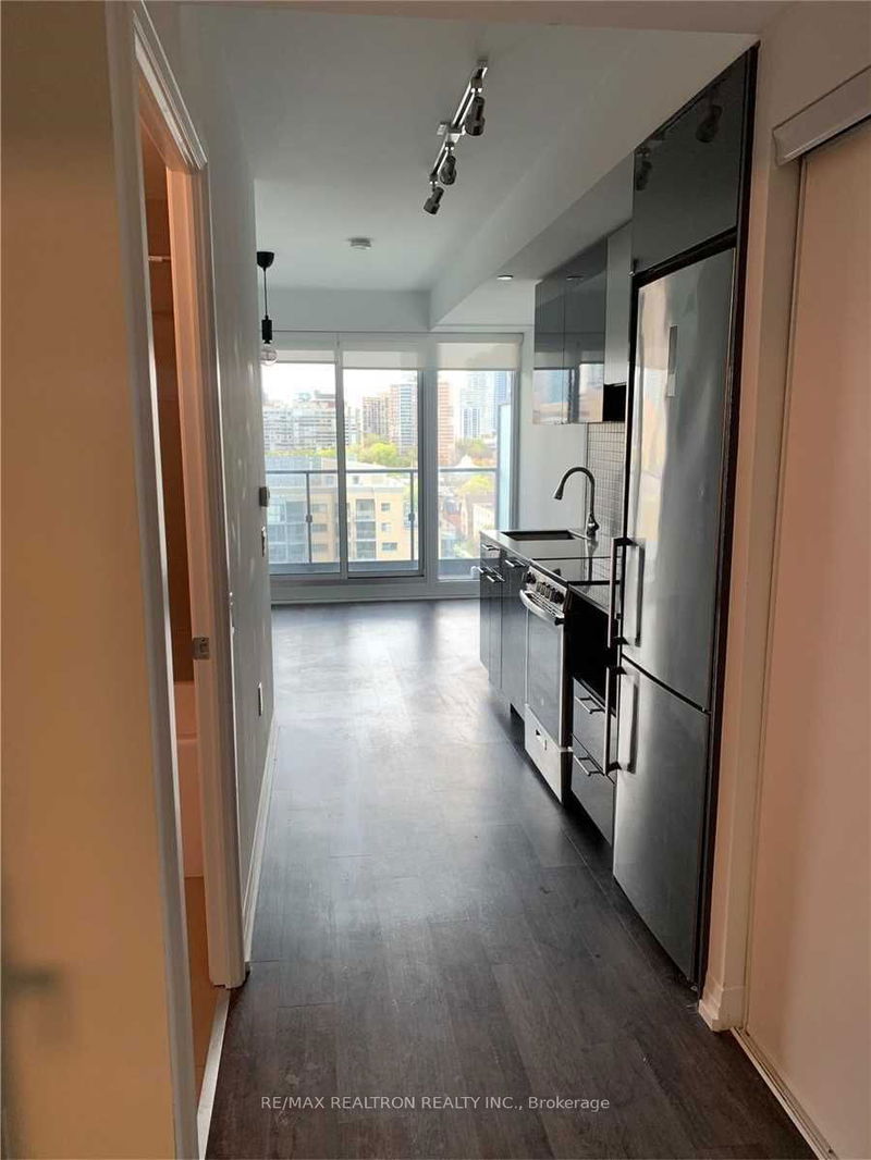 home for lease on 1404-251 Jarvis Street