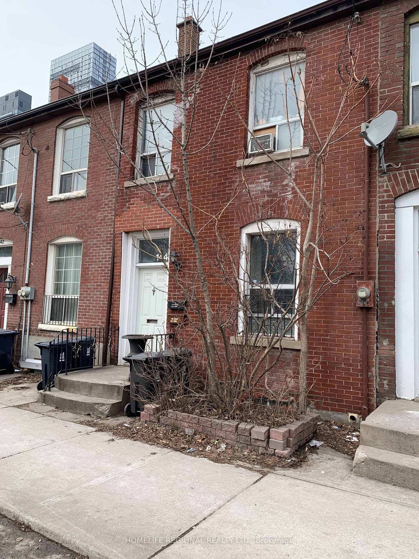 Listing Image 3