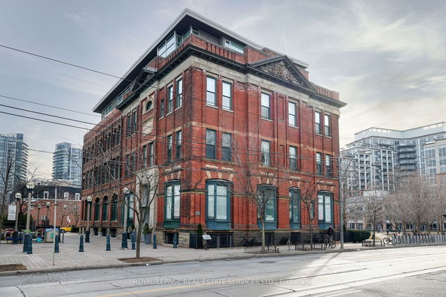 401 - 915 King Street