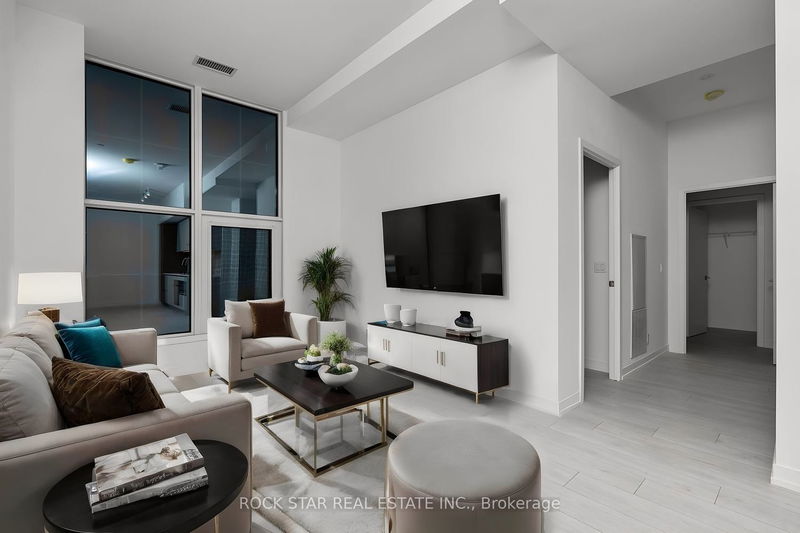 home for lease on 808-55 Mercer Street