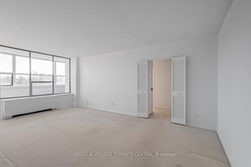 603 - 60 Montclair Ave, Toronto, M5P 1P7 | Image 3