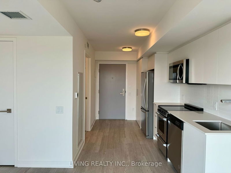 home for lease on 705-480 Wilson Avenue