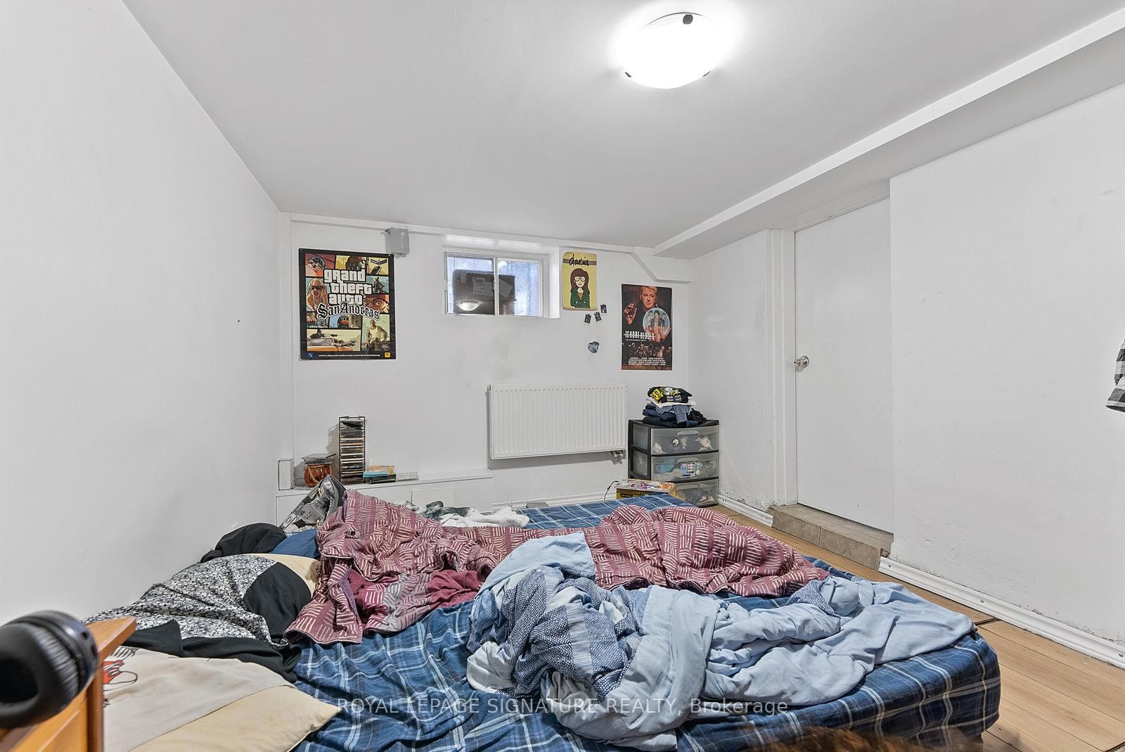 Listing Image 25