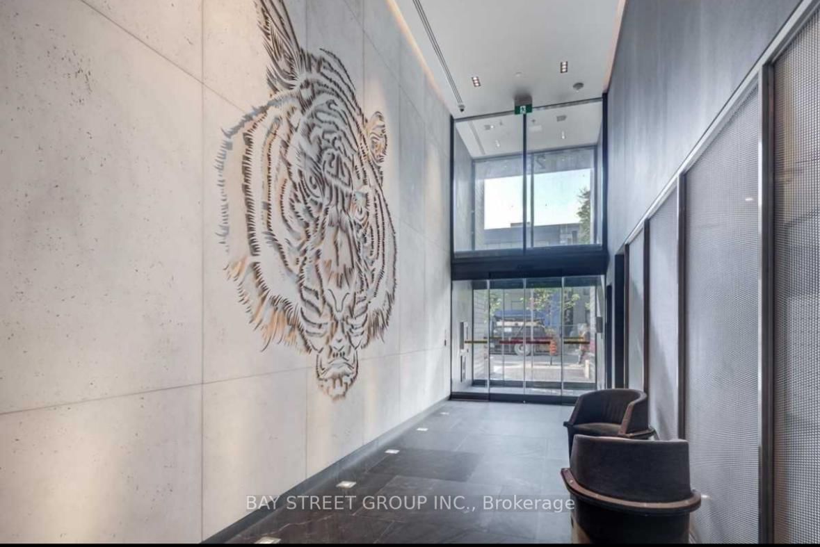 28 Wellesley Street E, Unit 1906 - Photo 2