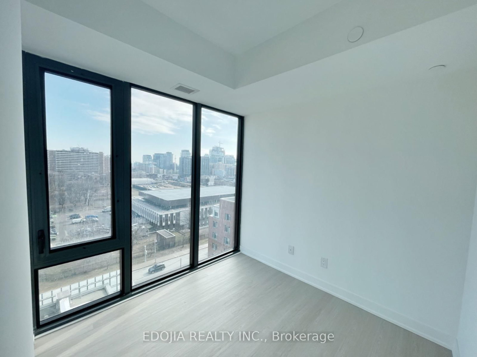47 Mutual Street, Unit 1005 - Photo 6