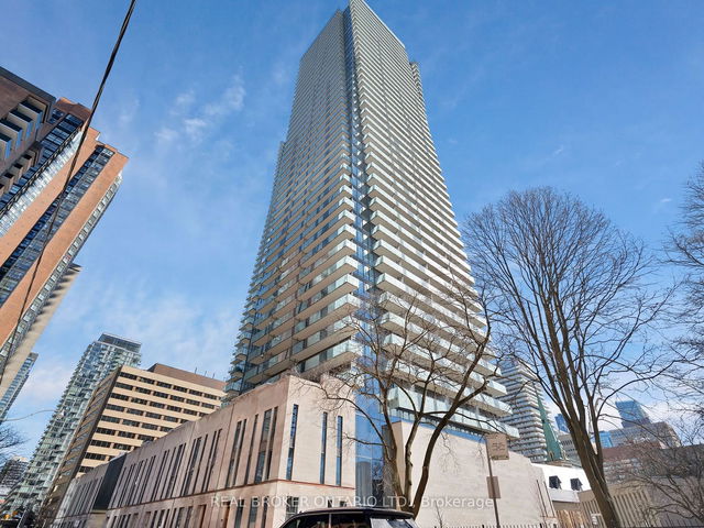 1002 - 65 St Mary Street