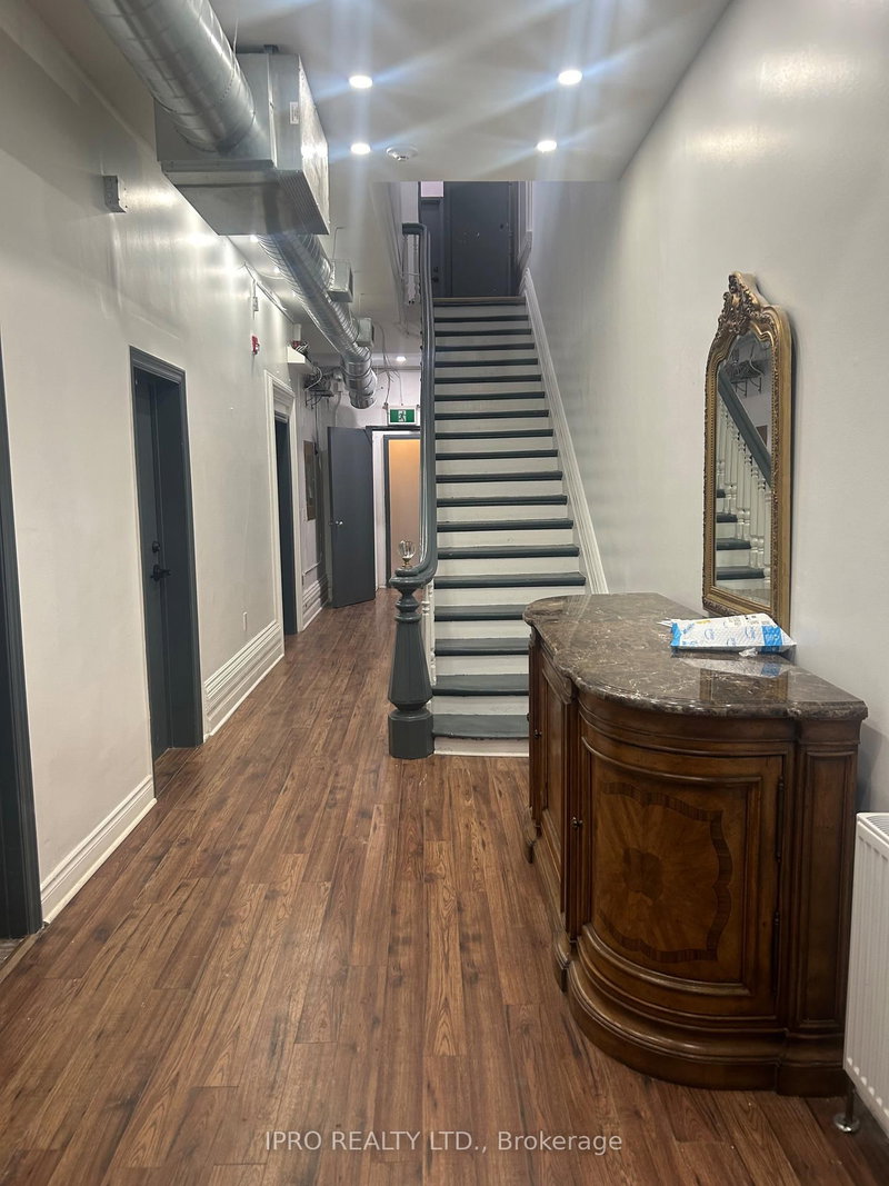 L4 - 180 Sherbourne St, Toronto, M5A 2R7 | Image 2