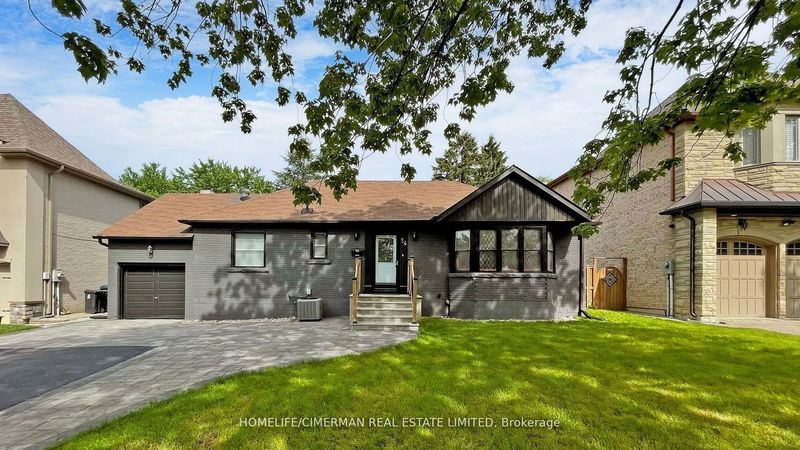 home for lease on 54 Cotswold Crescent