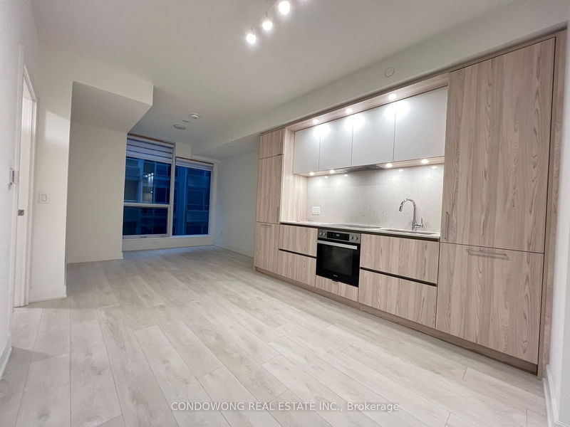 home for lease on 606-15 Mercer Street