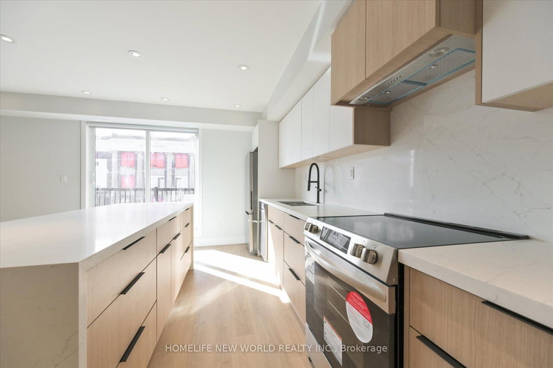 Upper - 997 Dufferin St, Toronto, M6H 4B2 | Image 3