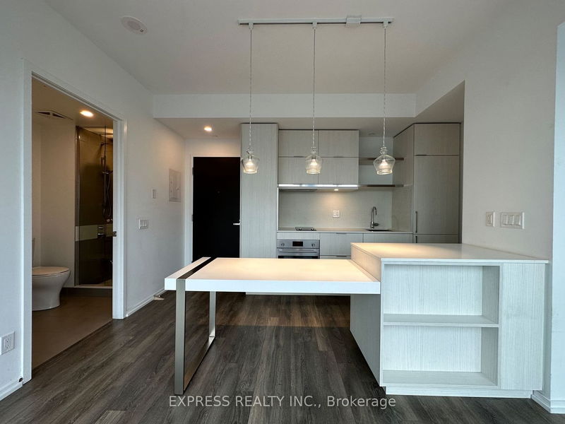 home for lease on 4213-197 Yonge Street