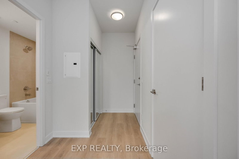 1403 - 15 Ellerslie Ave, Toronto, M2N 5P6 | Image 2