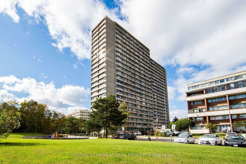 home for lease on 1705-10 Sunny Glenway Glwy