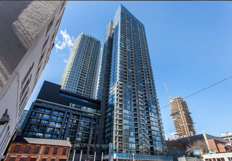 home for lease on 809-295 Adelaide Street W