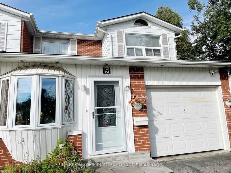 home for lease on 9 Micmac Crescent
