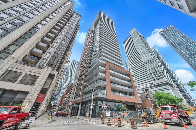 home for lease on 1803-8 Mercer Street