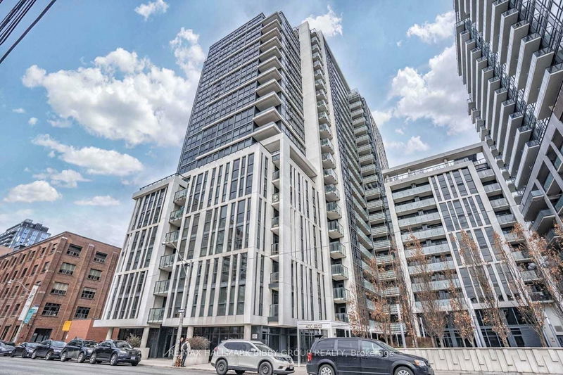 home for lease on 1911-400 Adelaide Street E