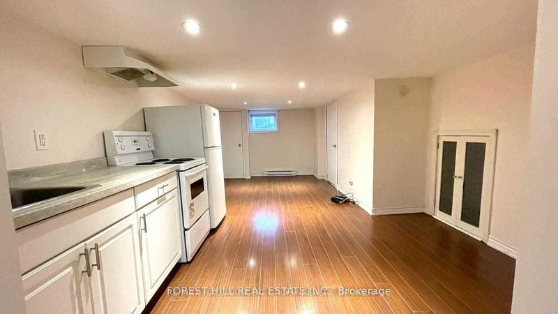 home for lease on Bsmt-81 Glengarry Avenue