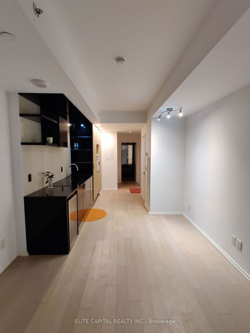 home for lease on 604-70 Temperance Street