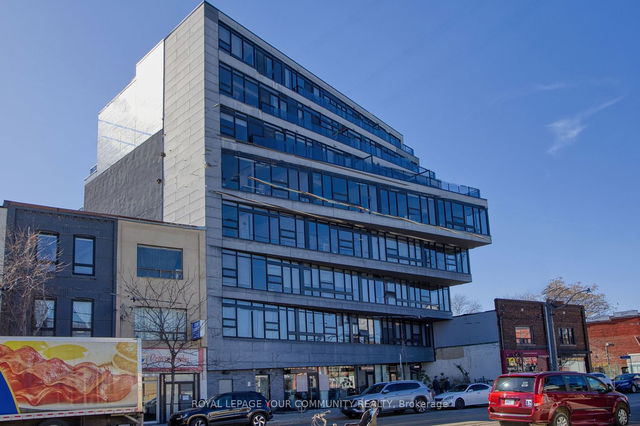 407 - 1239 Dundas Street