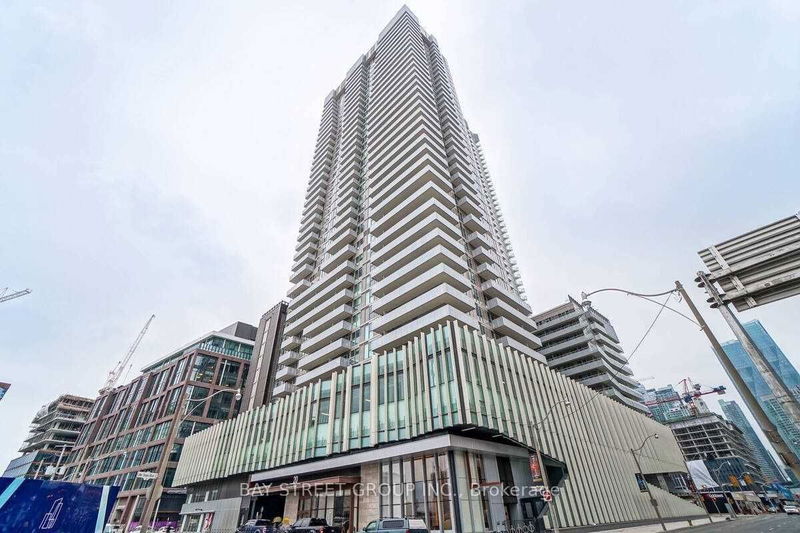 home for lease on 2110-20 Richardson Street