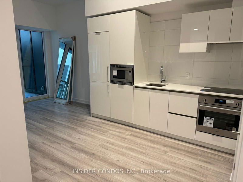 home for lease on 618-121 St Patrick Street