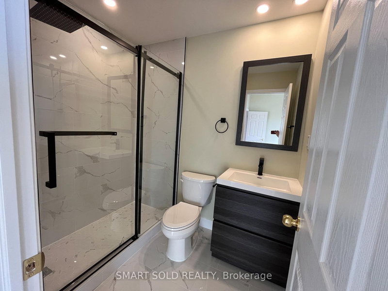 42 Amelia St, Toronto, M4X 1E1 | Image 2