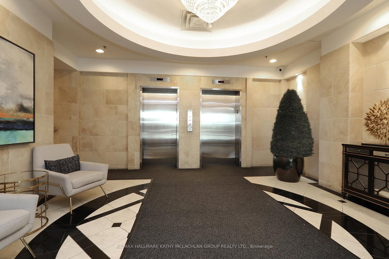 708 - 650 Mount Pleasant Rd, Toronto, M4S 2N5 | Image 3