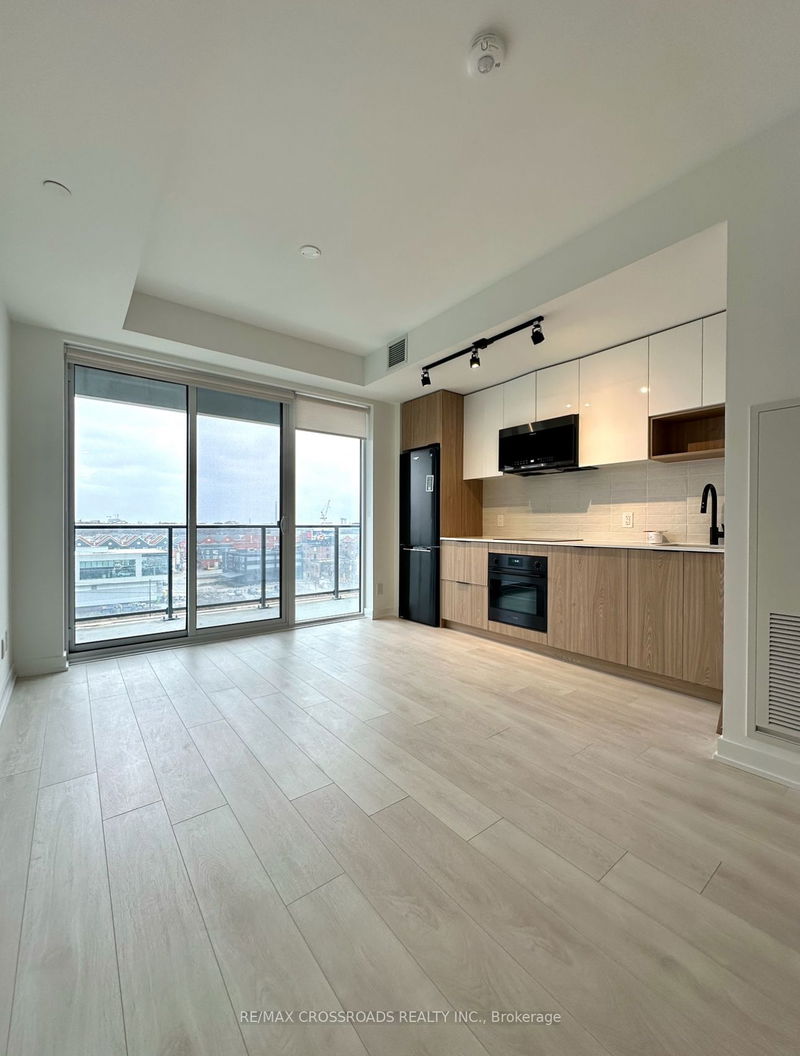 home for lease on 603-5 Defries Street