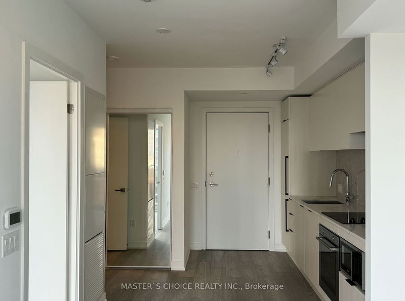 home for lease on 1816-82 Dalhousie Street