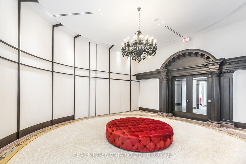 2801 - 197 Yonge St, Toronto, M5B 0C1 | Image 3