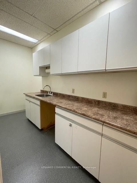 307 - 124 Merton St, Toronto, M4S 2Z2 | Image 2