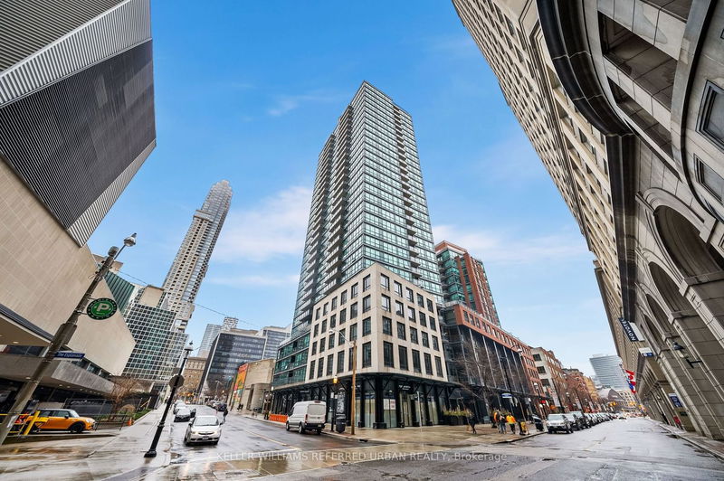 home for lease on 1710-1 Scott Street