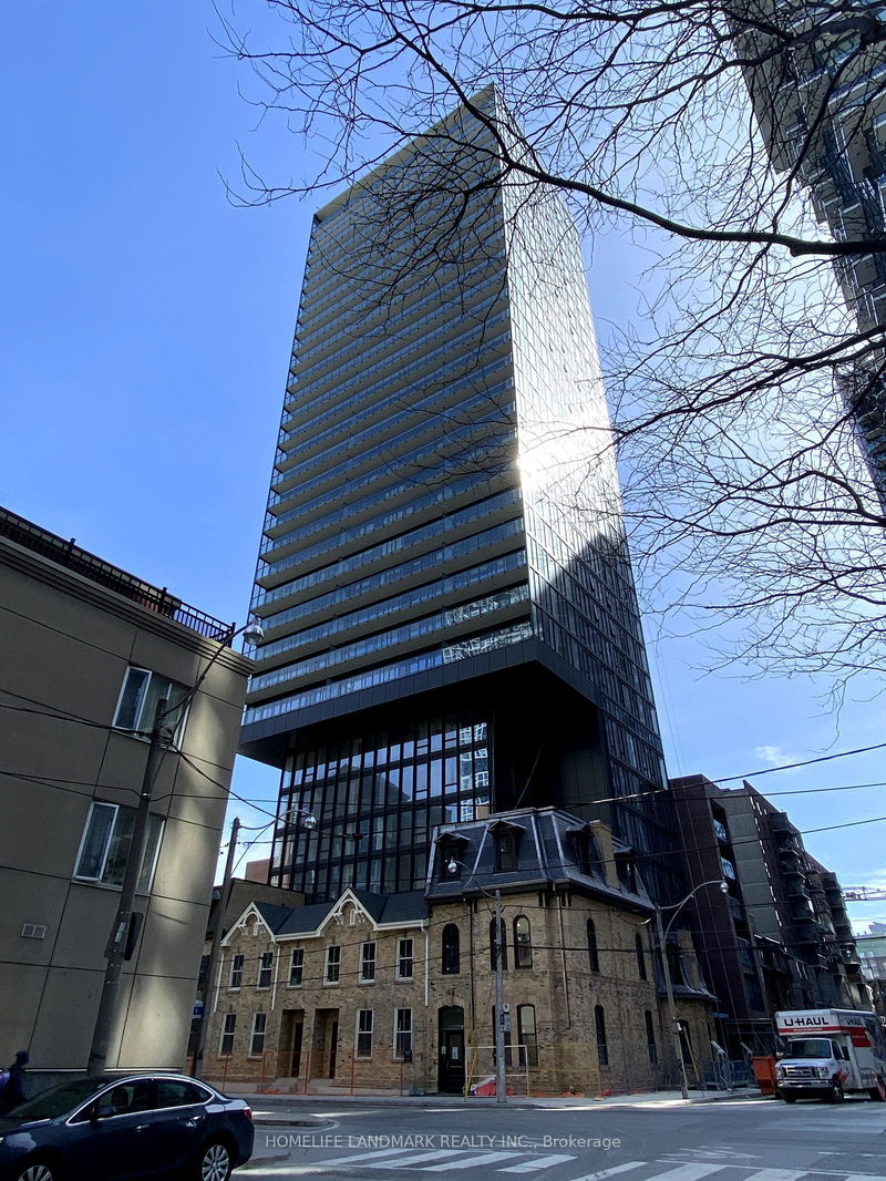 home for lease on 904-47 Mutual Street