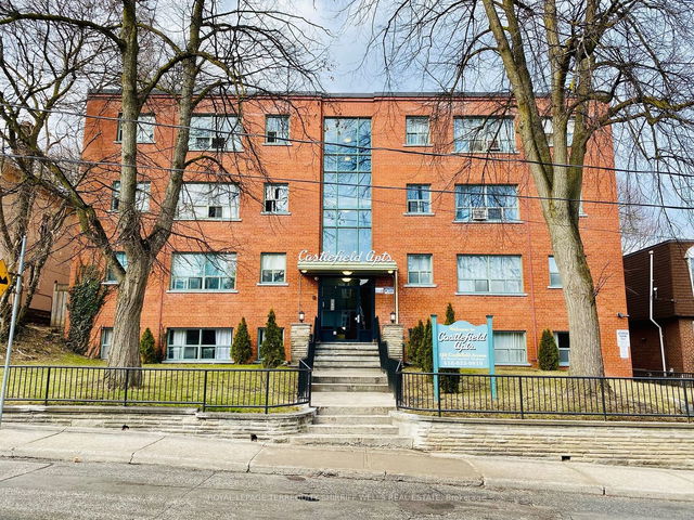 306 - 132 Castlefield Avenue