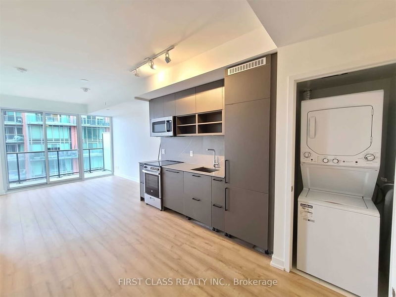 home for lease on 2606-135 East Liberty Street