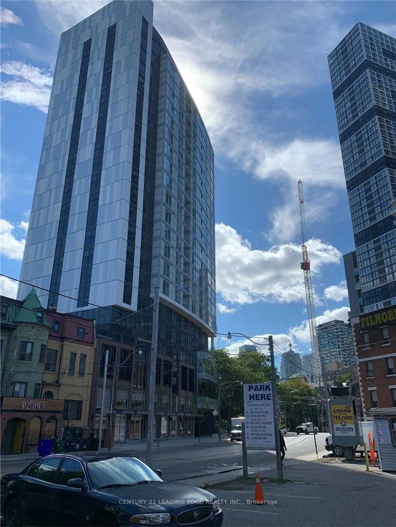 home for lease on 901-219 Dundas Street E