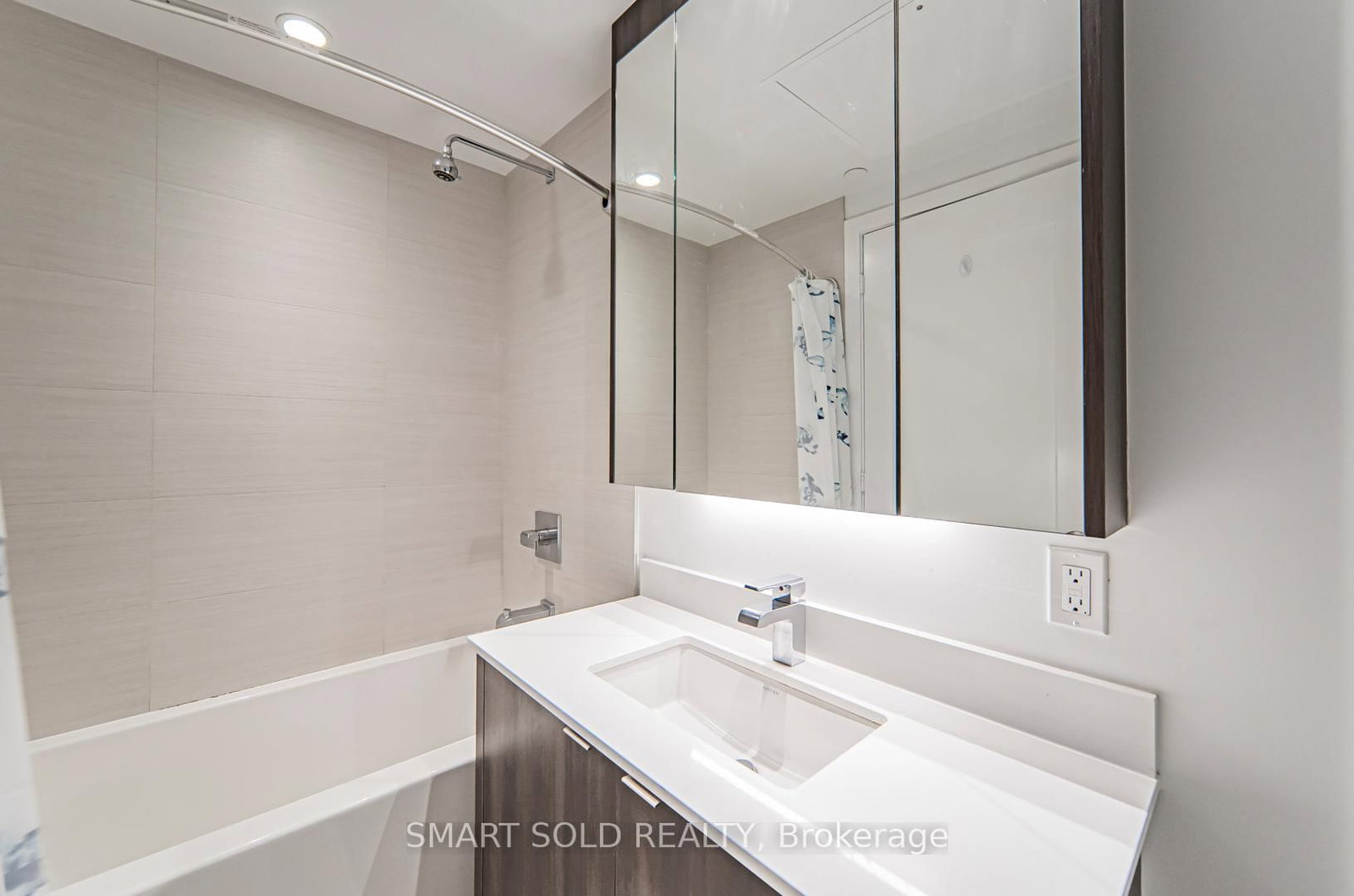 1 Edgewater Drive, Unit Gph29 - Photo 10