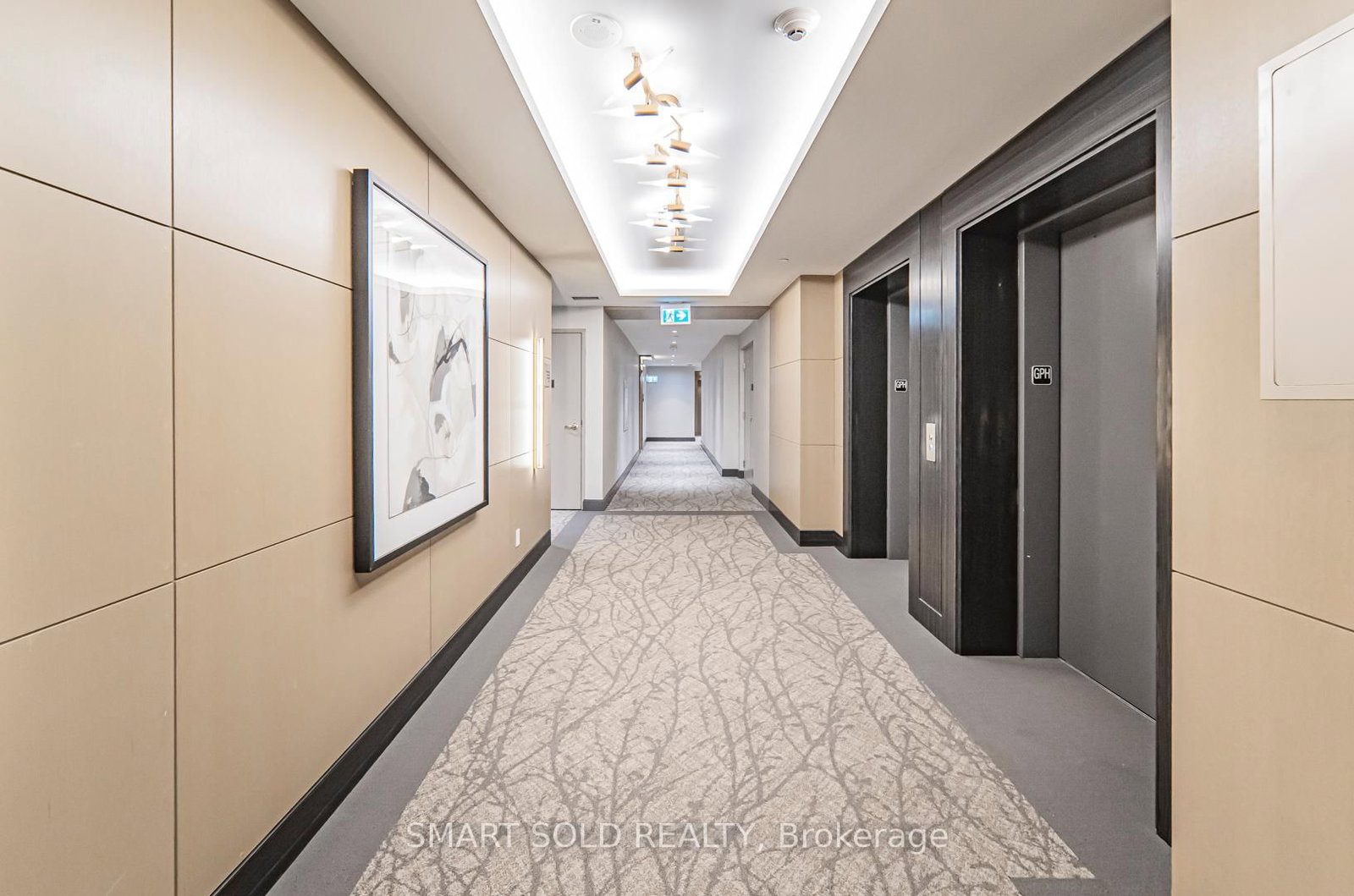 1 Edgewater Drive, Unit Gph29 - Photo 2